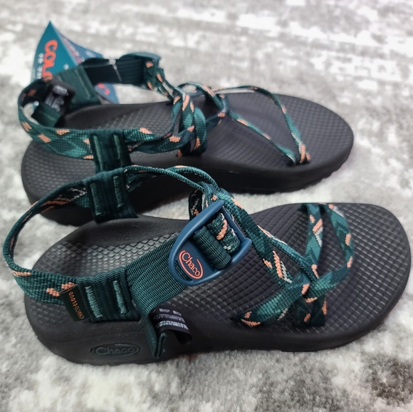 chacos warren pine